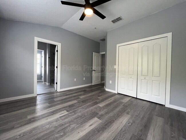 Building Photo - 6682 S Goldenrod Rd