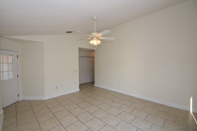 Building Photo - 42 Coral Reef Ct N