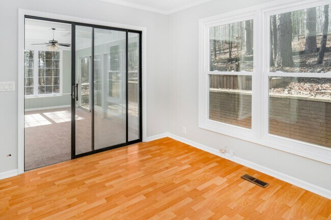 Building Photo - 16 Malaga Cir