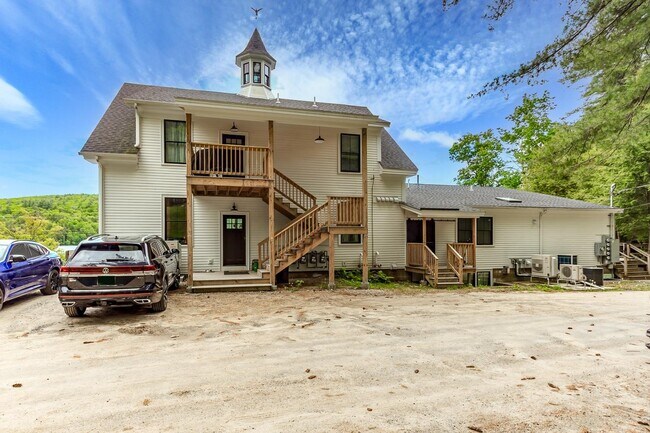 Building Photo - 1002 US-3