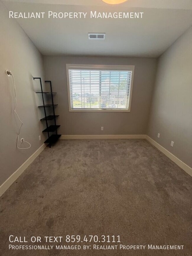 Building Photo - 3238 Peninsula Wy