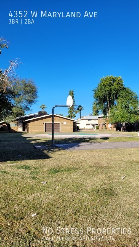 Building Photo - Remodeled 3 Bedroom Townhome off 43rd Ave ...