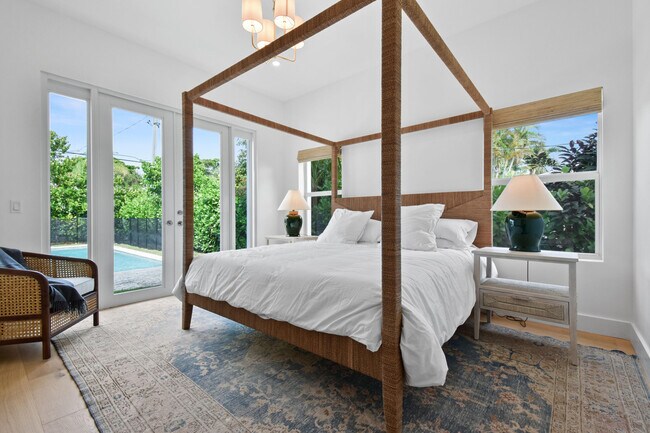 Building Photo - 845 Sunset Rd