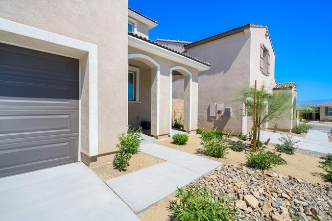 Building Photo - 35393 Sereno Ln