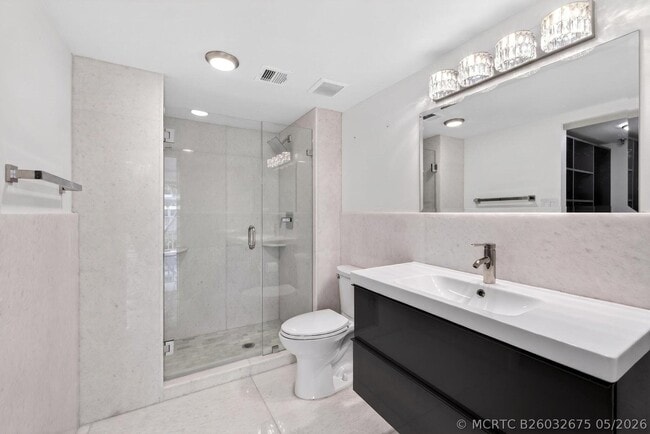 Building Photo - 3901 S Flagler Dr