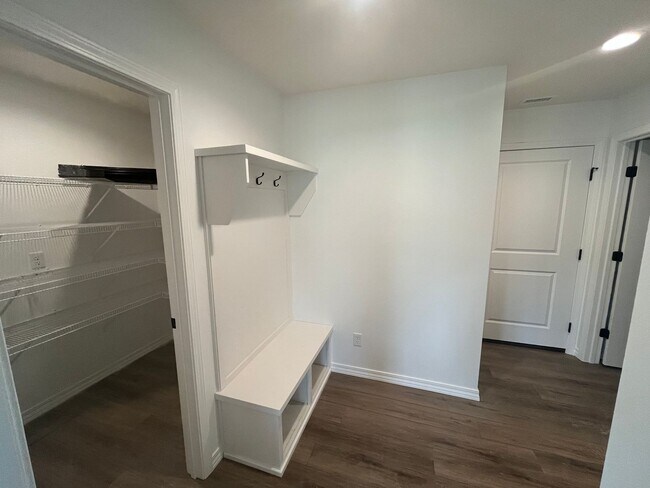 Building Photo - BRAND-NEW 3-bedroom, 2-bath, 3-car garage ...