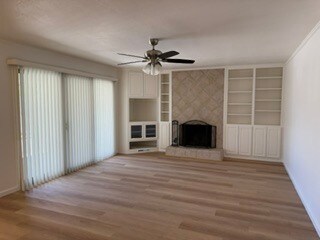 Building Photo - 1700 Briarwood Dr