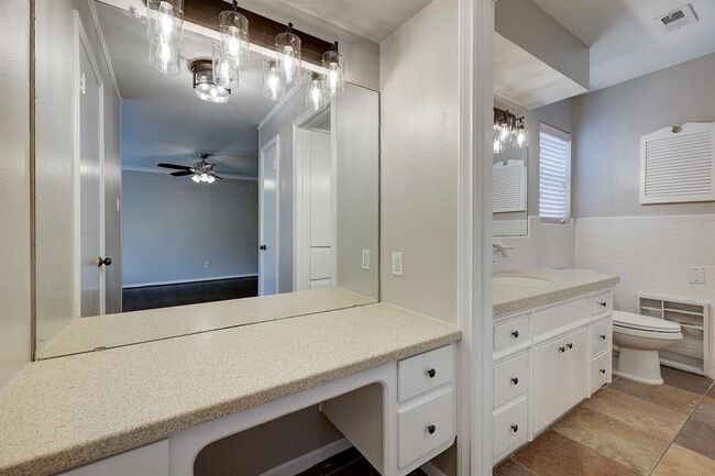 Building Photo - 2518 Talina Way