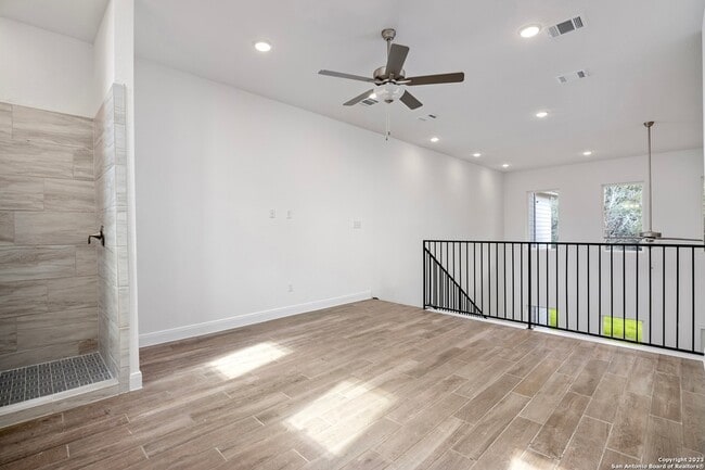 Building Photo - 155 N Rip Ford Rd