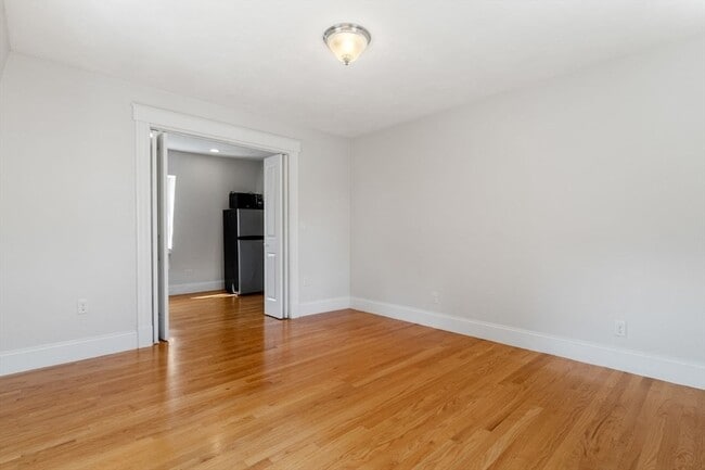 Building Photo - 102 Jaques St