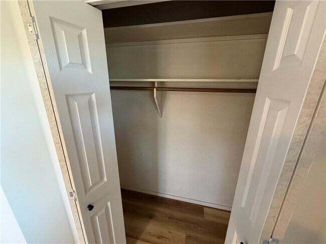 Building Photo - 2854 N Loxley Ave