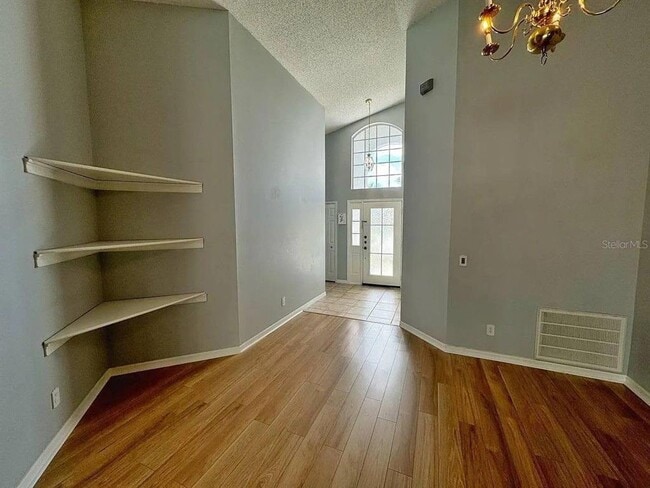 Building Photo - 13001 Yardsley Ct