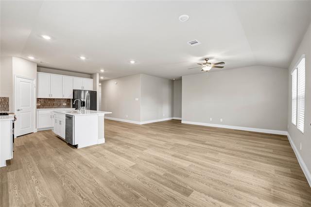 Building Photo - 501 Weller Rd