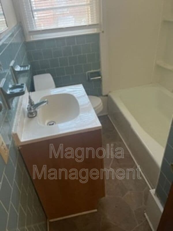 Building Photo - 248 Gholson Ave