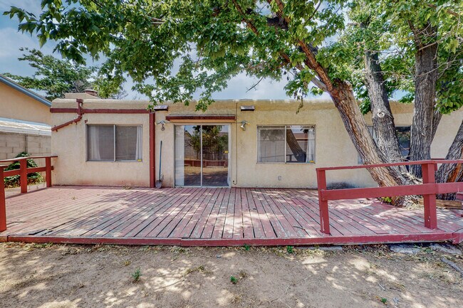 Building Photo - 7309 Coulson Dr NE