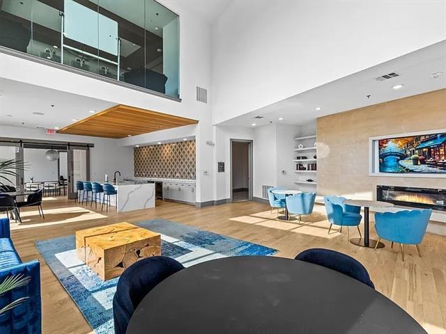 Building Photo - 2700 Old Denton Rd