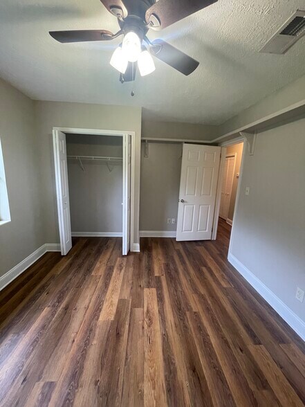Front Bedroom - 124 W 4th Ave
