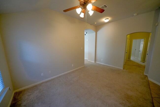 Building Photo - Gorgeous Single Story Home in Cibolo! Real...