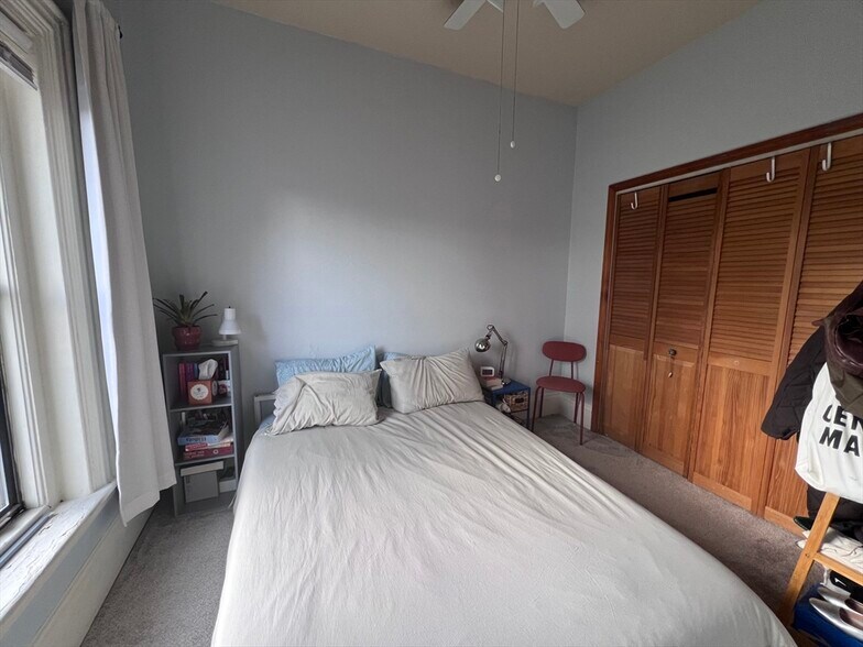 Building Photo - 656 Tremont St