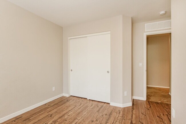 Building Photo - 12913 N 127th Ln