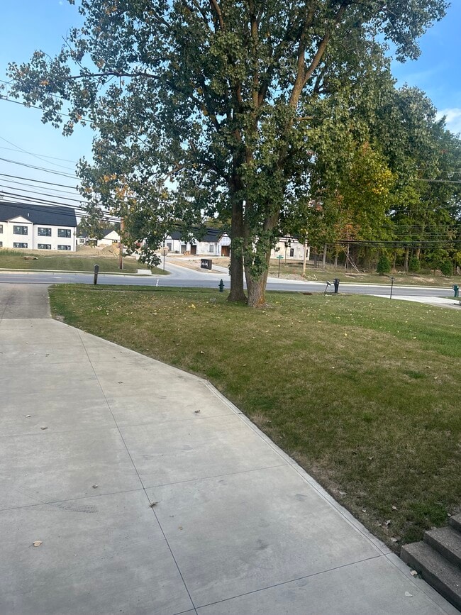 Building Photo - 14268 Prospect Rd