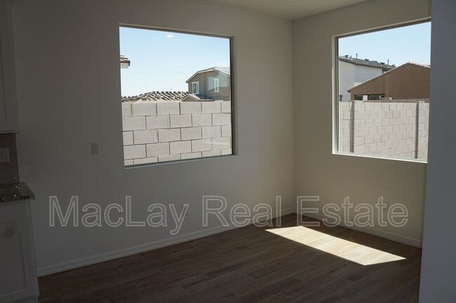 Building Photo - 6123 S Oxley