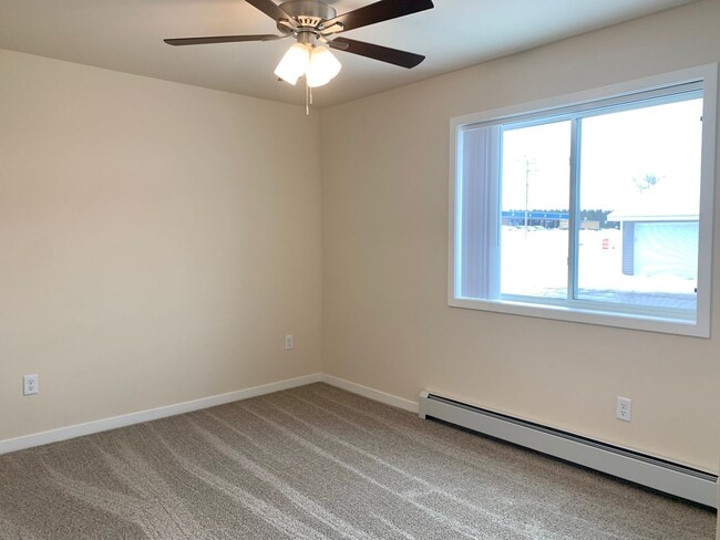 Interior Photo - Fox Point