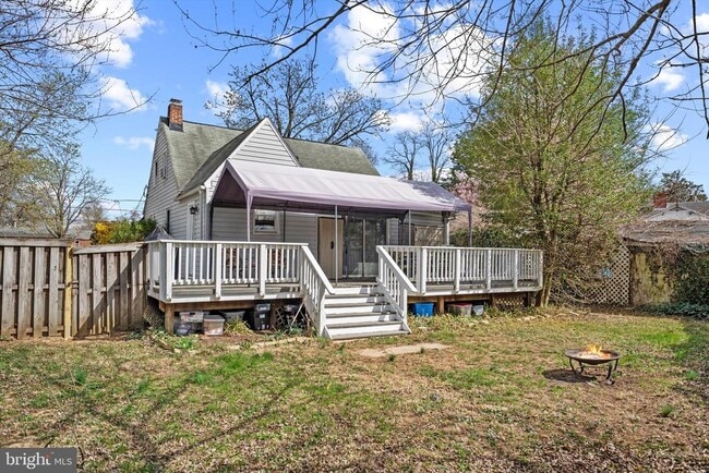 Building Photo - 114 Charles St