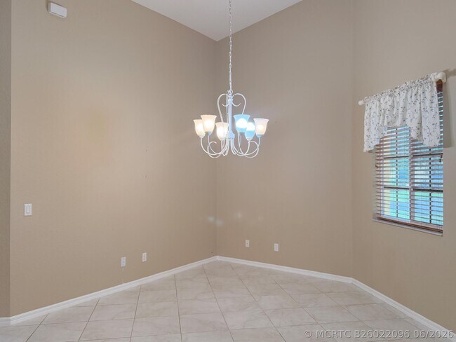 Building Photo - 6510 Oxford Cir