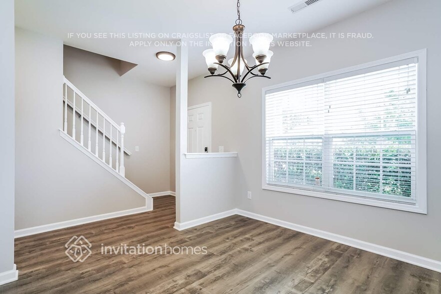 Building Photo - 1309 Hosmer Ct