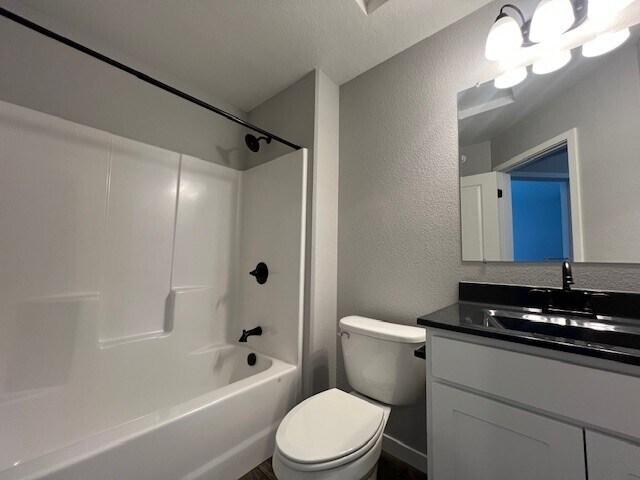 Building Photo - 1251 Chet St