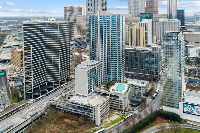 Building Photo - 400 W Peachtree St NW