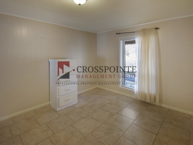 Building Photo - Tour Today! 3 Bedroom Home On Lake Tyler!