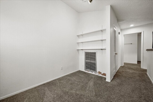 Building Photo - 9572 Windswept Ln