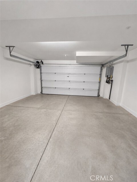 Building Photo - 2154 Andover Ln