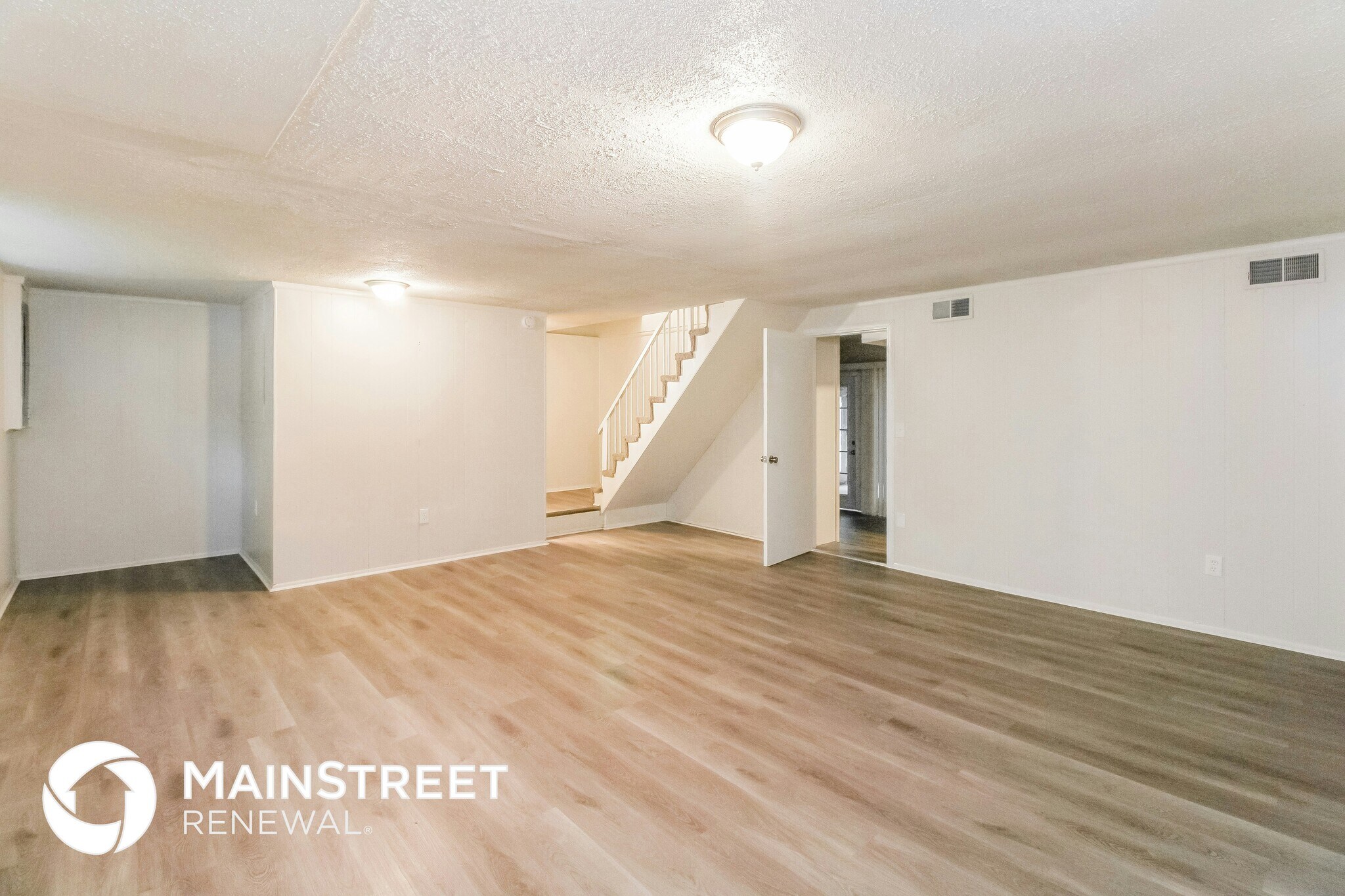 Building Photo - 509 Barclay Square Ct