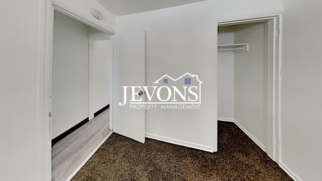 Building Photo - Spacious 3-Bedroom Home in Yakima with Fenced Yard & Driveway Parking