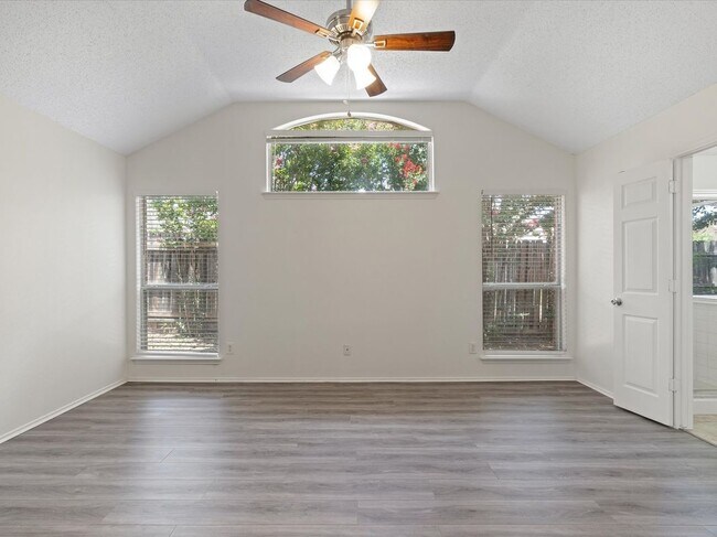 Building Photo - 5705 Frio Dr