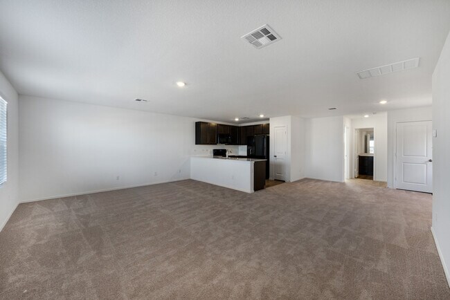 Building Photo - 1131 Largemouth Ln