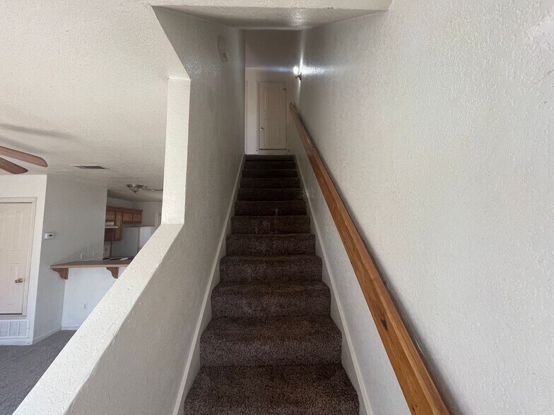 Building Photo - 211 N 3rd St