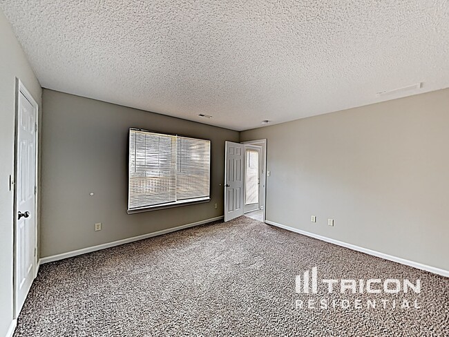 Building Photo - 10436 Apple Creek Dr