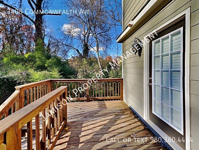 Building Photo - 3408 Commonwealth Ave