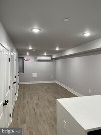 Building Photo - 3936 Haverford Ave