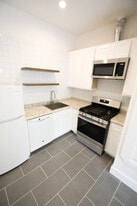 Building Photo - 812 W Russell Pl