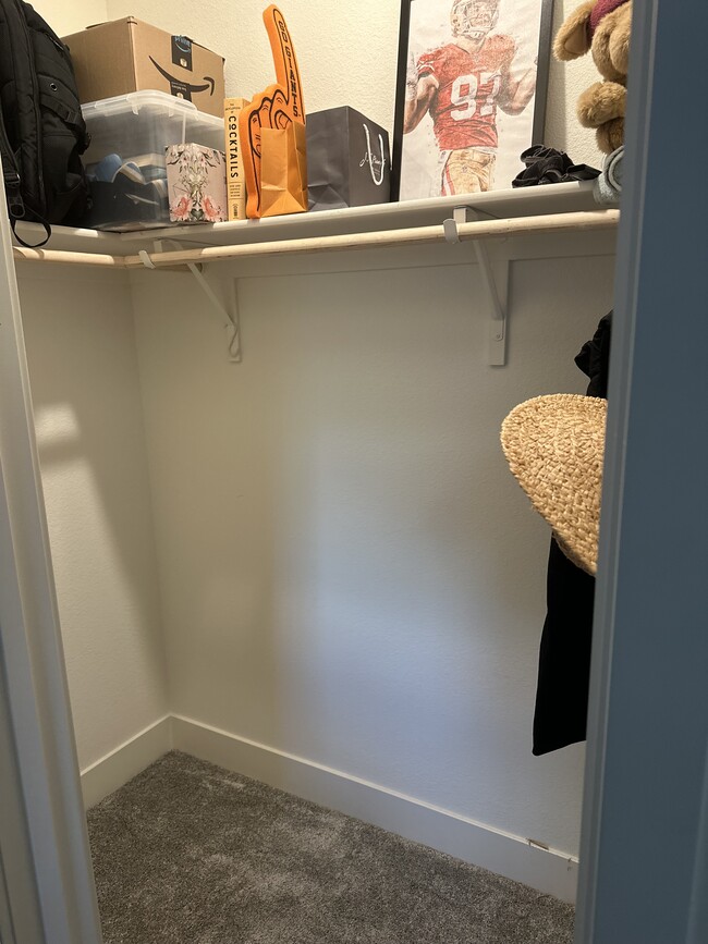 Walk-in Closet - 5153 Maniago Way