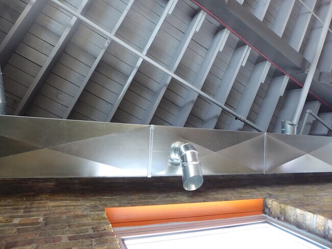 unit 14 (interior) - 2113 Greenleaf St