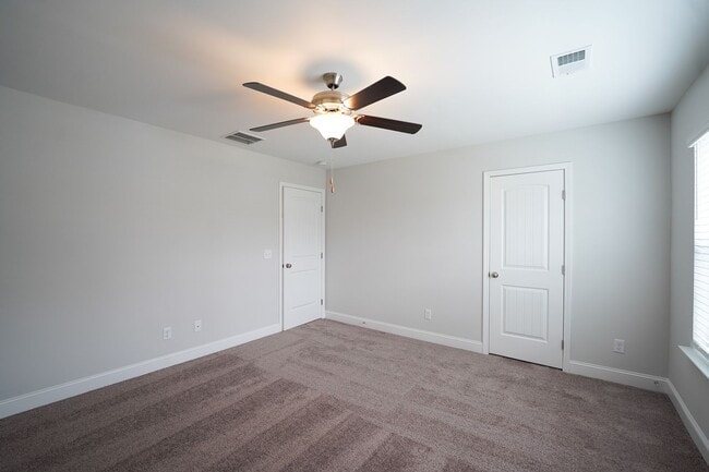 Building Photo - Coming Available!