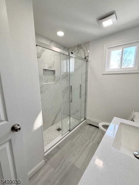 Building Photo - 114 N Beverwyck Rd