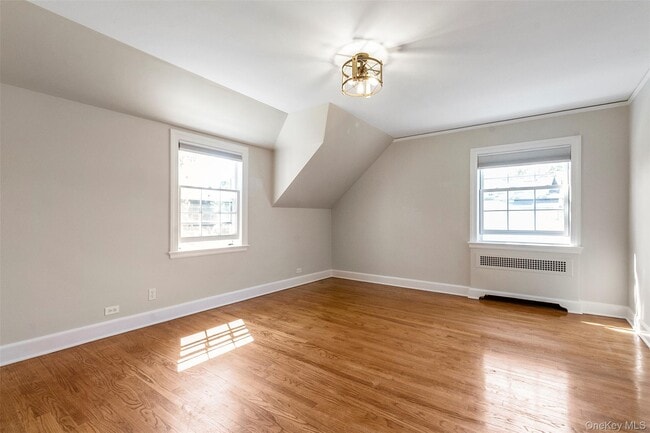 Building Photo - 47 Brookfield Pl
