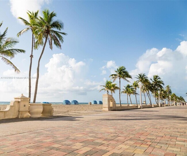 Building Photo - 2200 S Ocean Dr